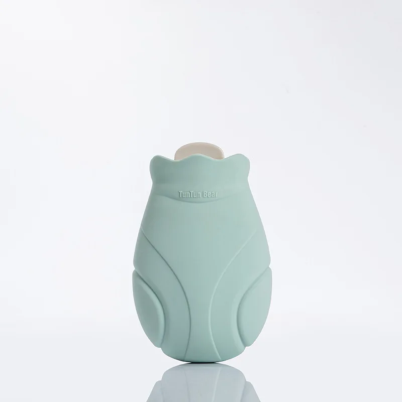 As shown Силиконовая бутылка для горячей воды для инъекций, теплая детская сумка для теплой воды, наполненная водой, с маленькой милой грелкой - Цвет: As shown