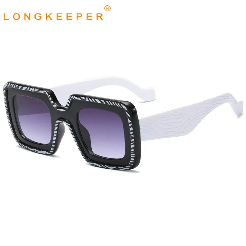 

Fashion Oversized Square Sunglasses Women Vintage Gradient Eyewear Men Trending Black Sun Glasses Shades UV400 lentes de sol