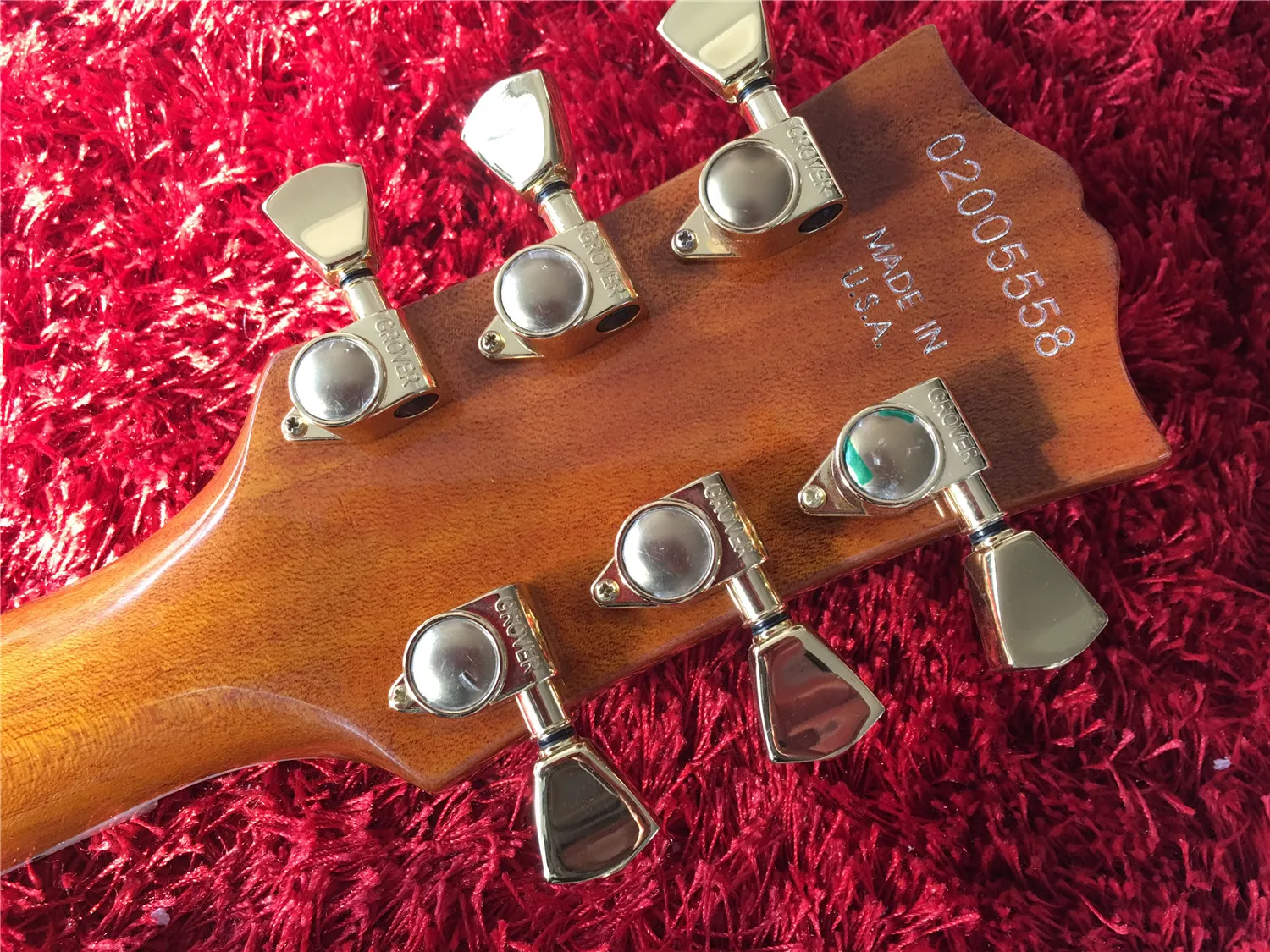 Китайский заводской товар Таможенный магазин Высшая гитара Бесплатная доставка