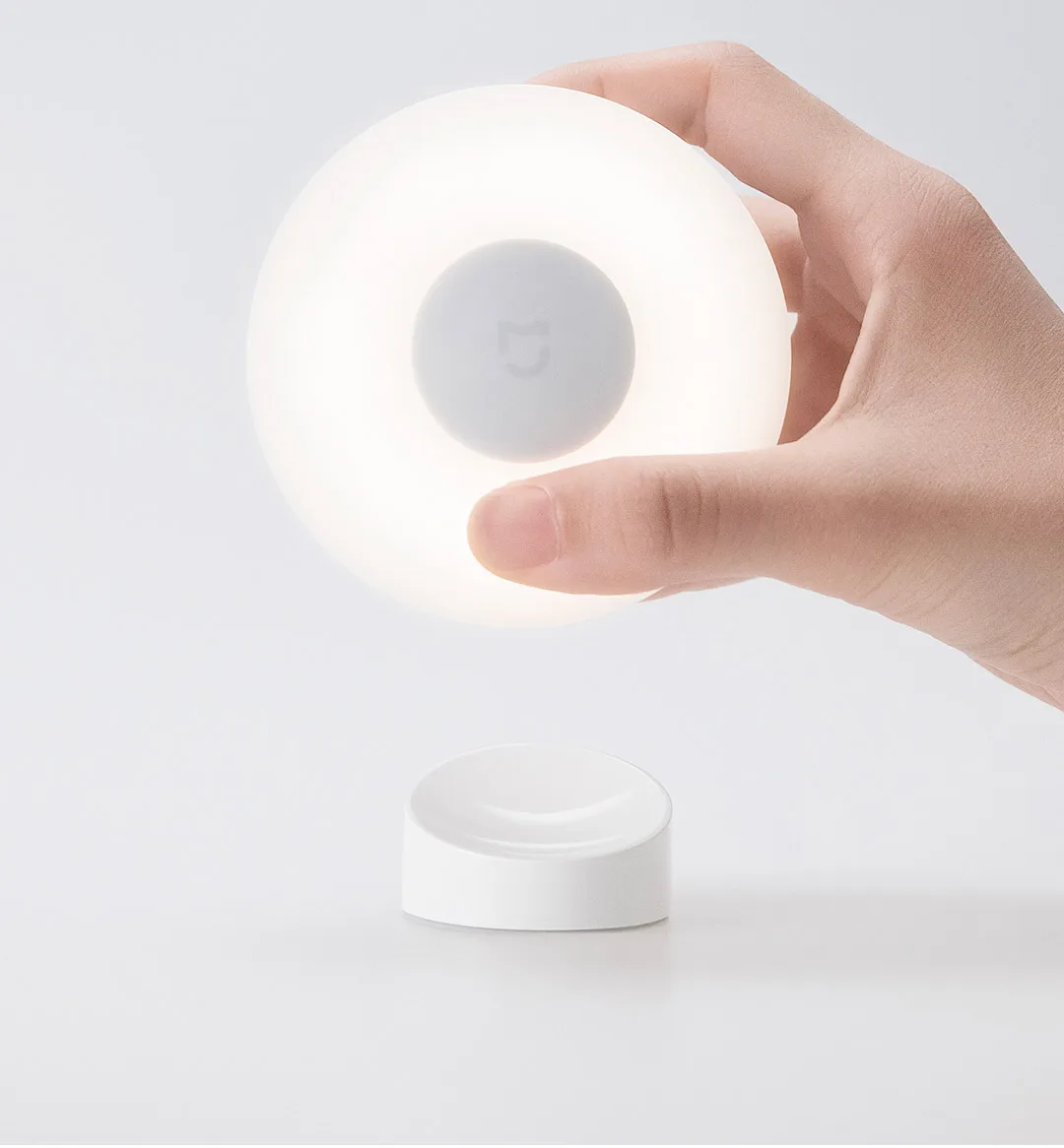 Ночной свет Xiaomi 2 с активированным движением светочувствительным магнитным поворотом 360 2 яркостью батареей АА до 365 дней 2800K
