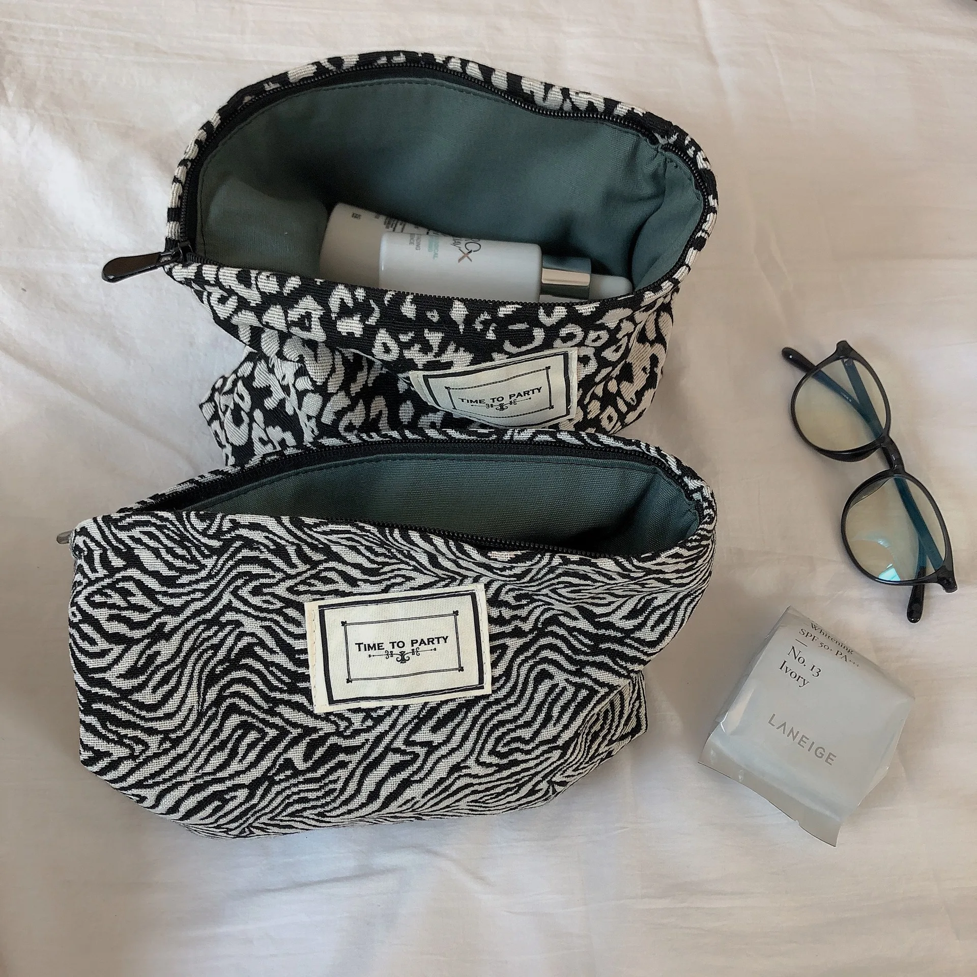 Большая женская сумка для макияжа с леопардовым принтом косметическая парусина