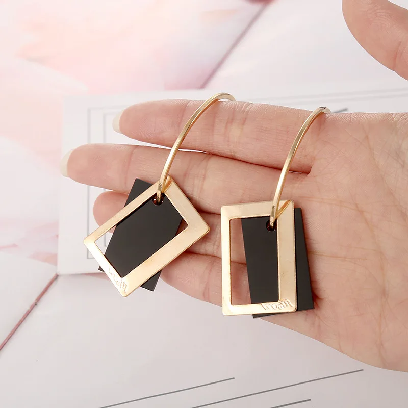 

2020 Geometric Square Earrings for Women Hanging Dangle Earrings Gold Black Color Fashion Statement Earrings Female Jewelry