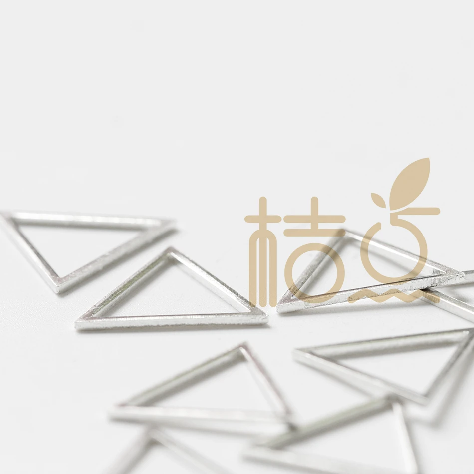 Цельный цельный треугольный соединитель из стерлингового серебра 14 6 мм