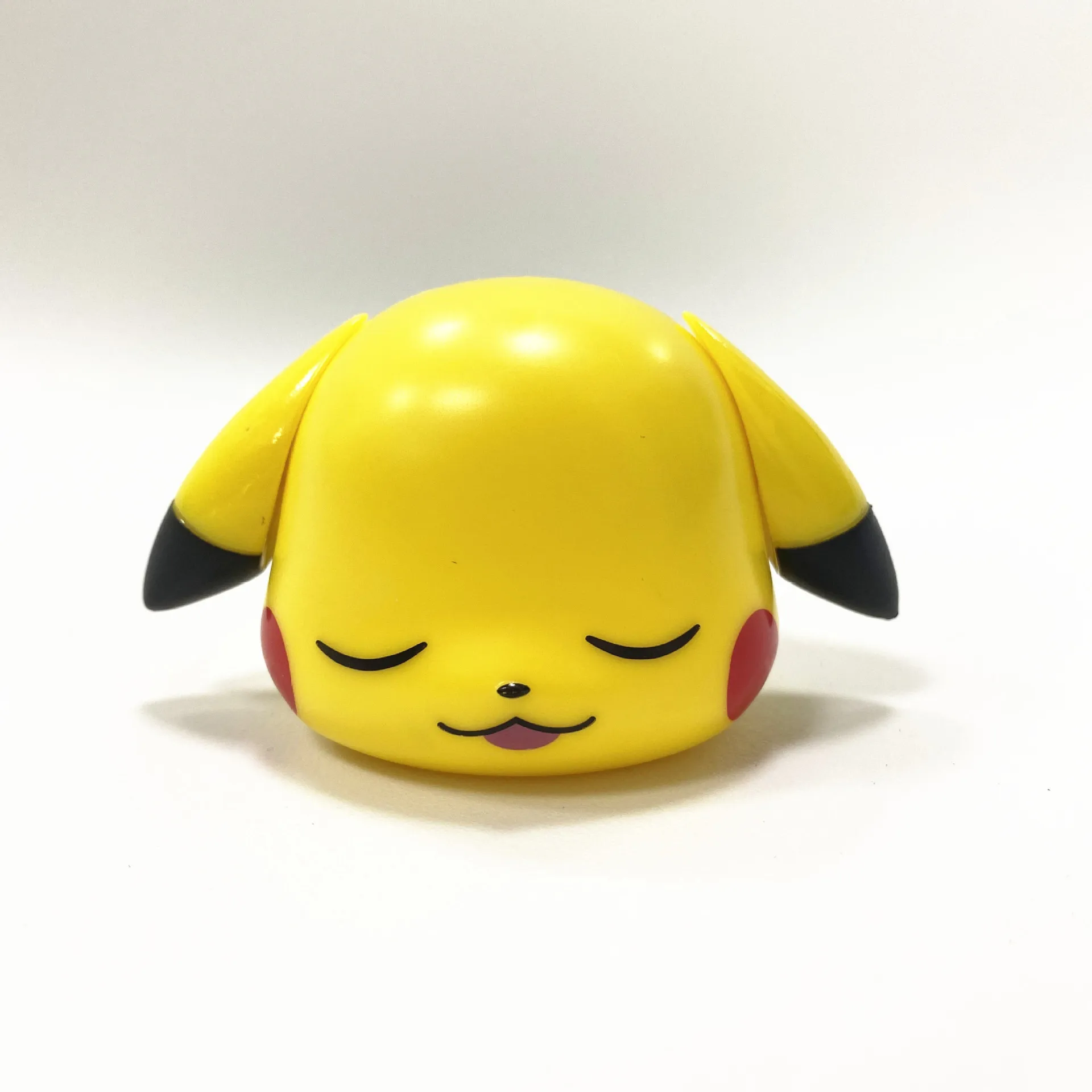 

8PCS New Pokemon Pikachu Detachable Row Stations Ornaments Capsule Collection Dolls Action Toy Figures Model Toys for Kids