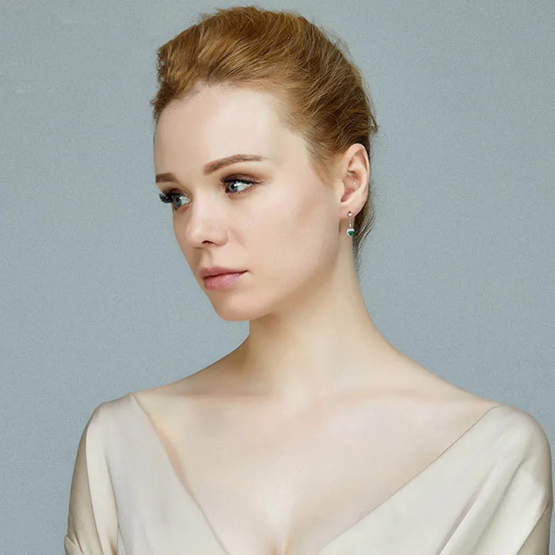 Простая форма сердца с черным ангелом роскошные серьги-подвески зеленым