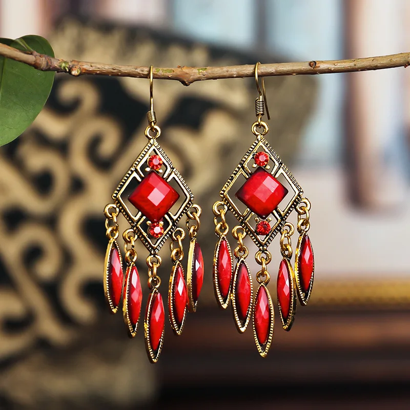 

Bohemian Long Colorful Rhinestone Resin Drop Earrings Jewelry Vintage Geometric Hollow Out Dangle Earrings for Women Hot Sell
