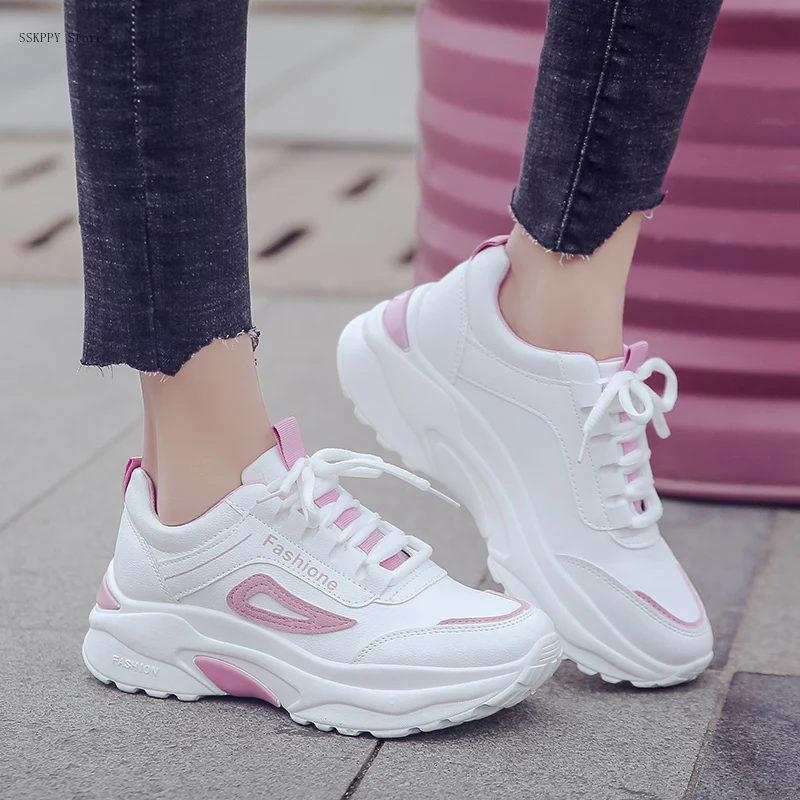 

2022 New Ladies Casual Shoes Fashion Spring and Summer Leather Sneakers Ladies Lace-up White Platform Comfortable Running Shoes