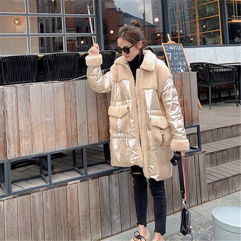 Женская блестящая длинная куртка на белом утином пуху зимняя парка Корейский