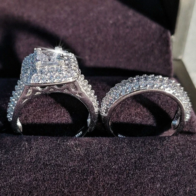 

Full diamond micro inlaid couple Princess square diamond set ring European and American fashion luxury engagement ring