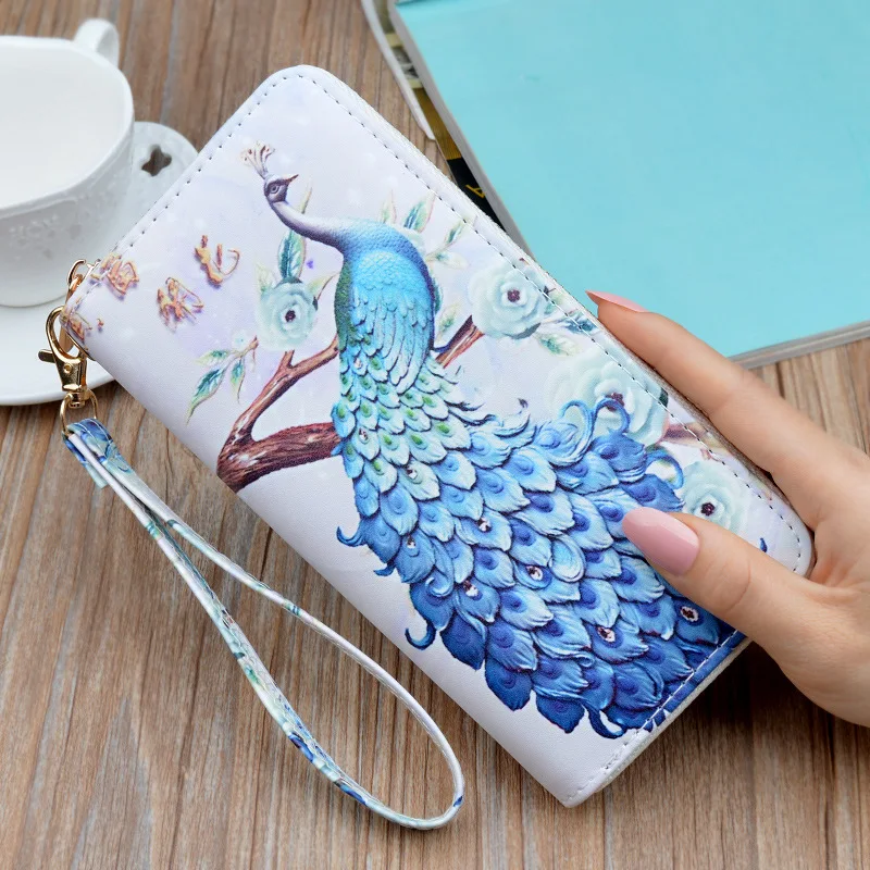 

2021 Women's Wallet Peacock Print Wallet Fashion Hand bags Wild Zipper Clutch Bag Multi-card Women Bag Purse portfel damski