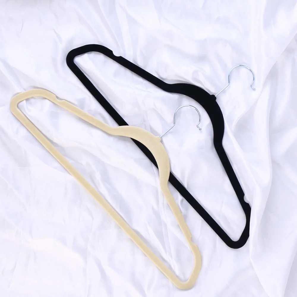 

20pcs Non-Slip Flocked Hangers Heavy Duty Coat Hanger Dual Purpose Clothes Hanger(Black)