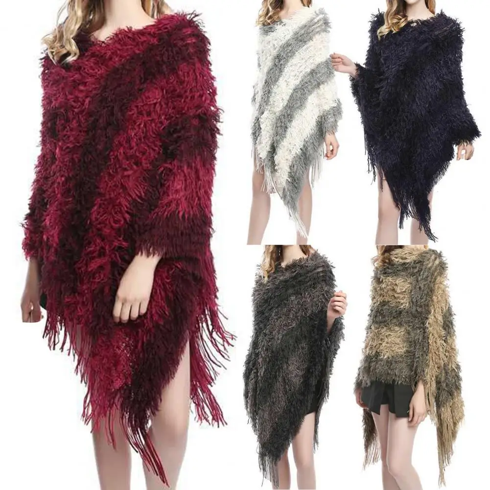 Накидка пальто с V-образным вырезом трикотажная пушистая теплая пончо