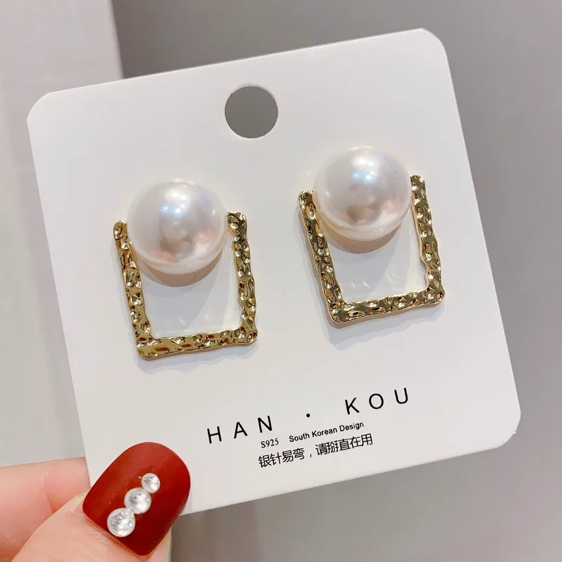 

New Fashion Jewelry Crystal Rhinestone Pearl Stud Earrings For Women Vintage Earrings Gifts For Women Lady Girls Wholesale