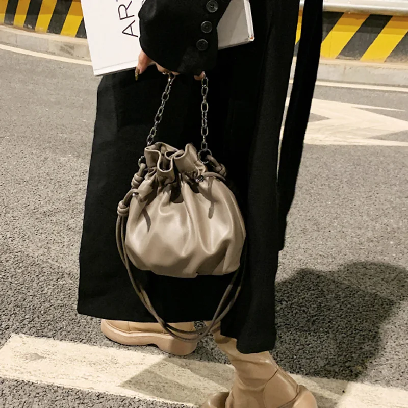 

Популярные сумки во французском стиле; Новинка 2021 года; Сезон осень-зима; Модная сумка-мессенджер на одно плечо; Модная повседневная сумка-м...