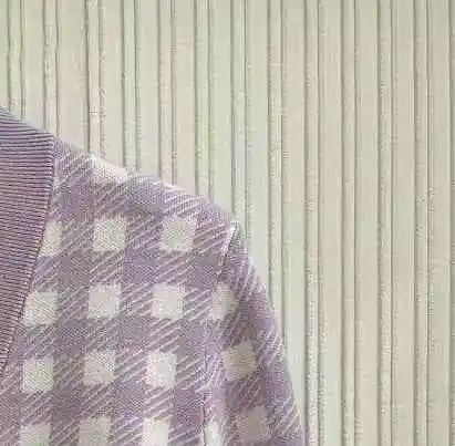 

2021 Early Spring New Sweater Taro Purple V-neck Plaid Women Knitted Cardigan