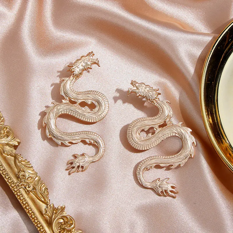 Женские серьги гвоздики с драконом JJFOUCS винтажные геометрические золотого и
