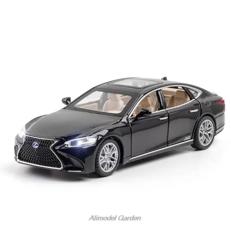 1:32 Toy Car LEXUS LS500H Metal Toy Alloy Car Diecasts & Toy Vehicles Car Model Miniature Model Car Toys For BOY Christmas Gift