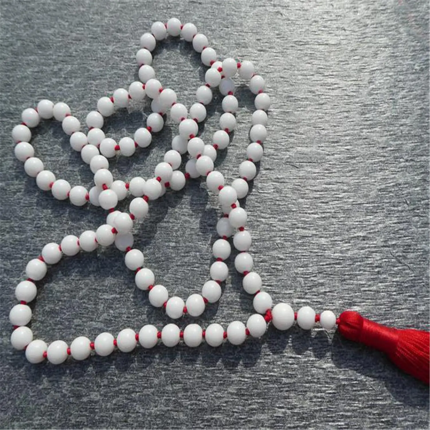 

8mm Natural Tridacna Gemstone 108 Beads Tassel Mala Necklace Pray Classic Meditation Buddhism Lucky Yoga Elegant Spirituality