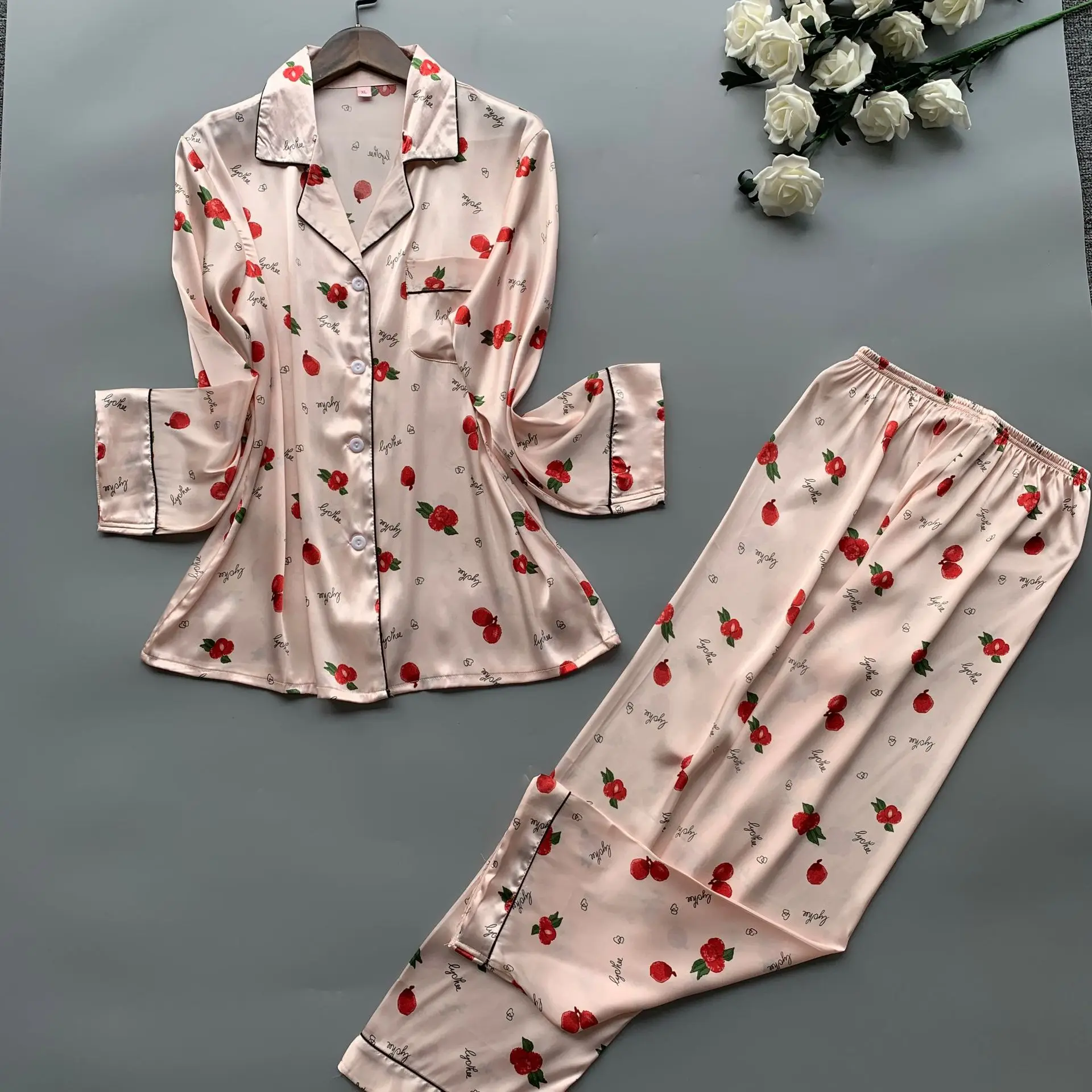 

2021 атласная пижама, женские пижамные комплекты с брюками, Шелковая пижама с длинным рукавом и цветочным принтом, женская ночная рубашка