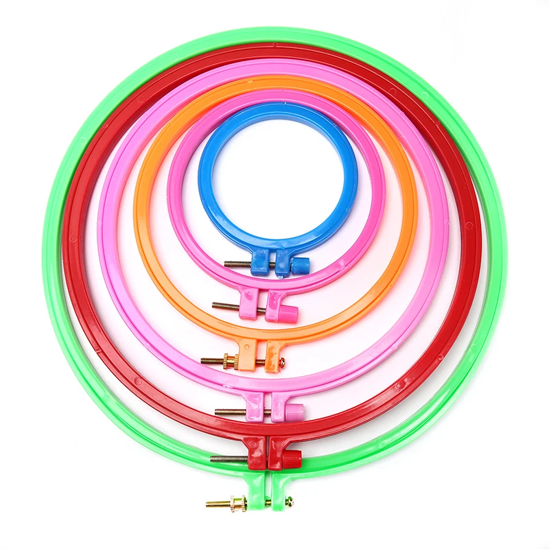 

Plastic Handy Cross Stitch Machine Embroidery Hoop Ring Bamboo Frame Embroidery Hoop Round Needlecraft Sewing Tools Random Color