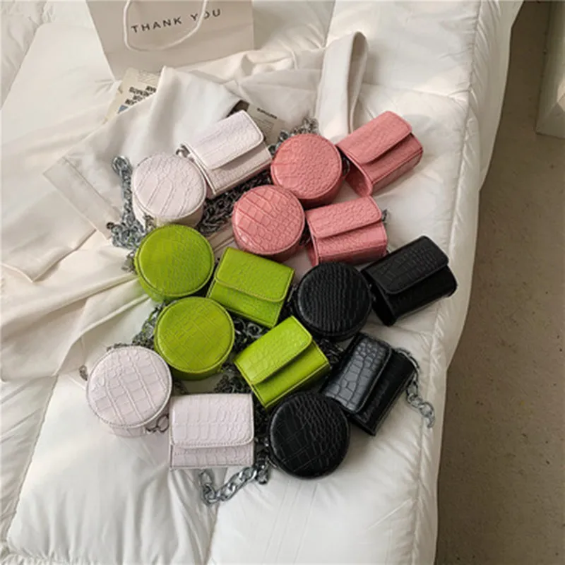 Небольшая Квадратная Сумка почтальонка карамельных цветов с цепочкой и каменным