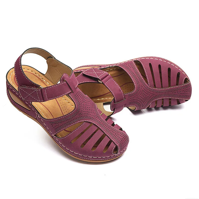 

2021 European and sk American ladies fashion casual hole solid color plus size sandals 1778