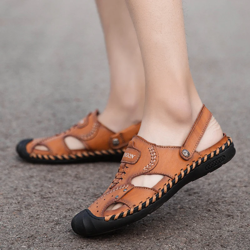 

Men Sandals outdoor fashion Luxury Summer beach Classic Breathable Soft Comfortable Slippers genuine Leather Roman sandals men