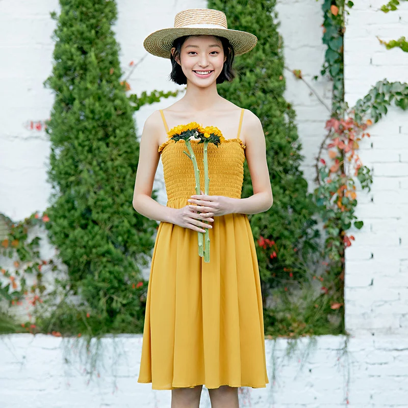 

SEMIR Women Suit Skirt 2021 Summer New Color Contrast Plaid Small Fresh Shirt Suspenders Waist Slim Skirt Loose Clothes Set