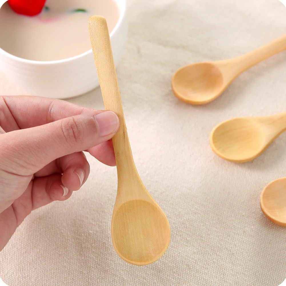 

4pcs Handmade Spoons Small Chic Wooden Spoons Multi Usage Cartoon Honey Teaspoons Tools for Tea Sugar Salt Seasoning Coffee