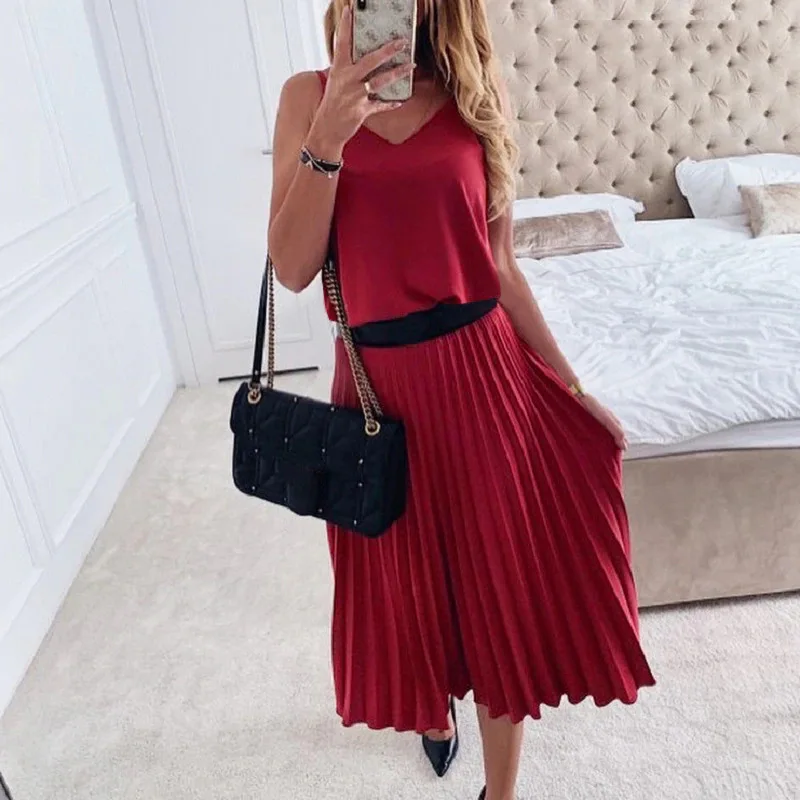 

2021 Summer Women Sexy Spaghetti Strap Party Dress Elegant Female Fashion V-Neck Pleated Solid Dresses Female Pink Midi Dress