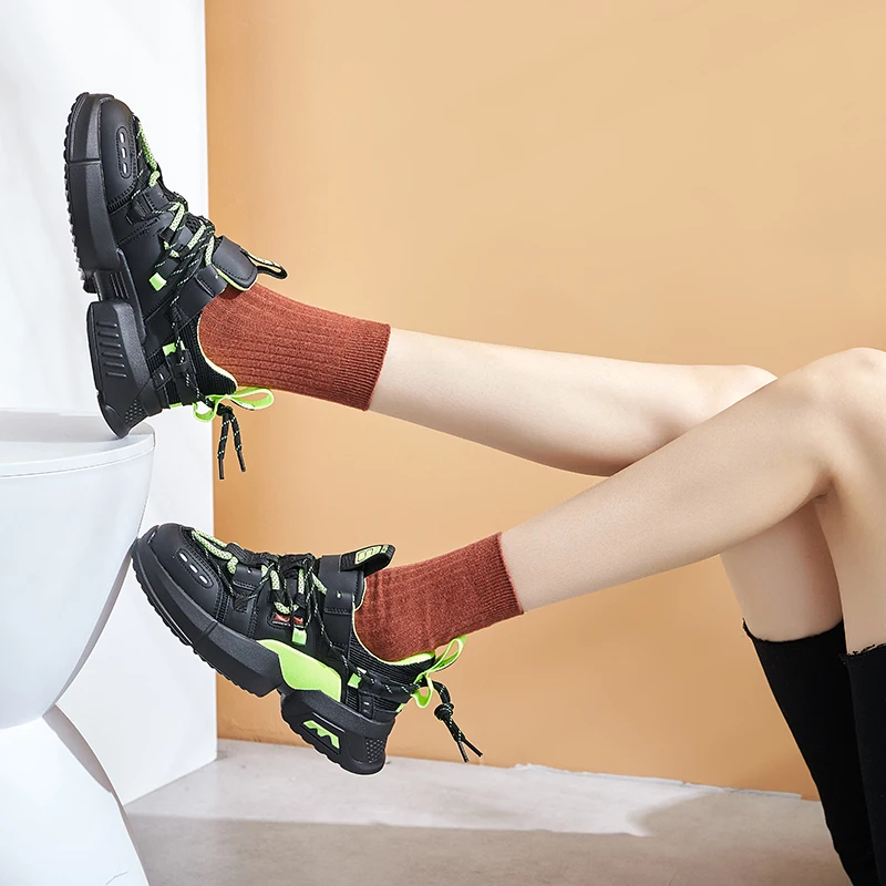 Женские кроссовки из натуральной кожи женские летние 2020 неглубокие черные