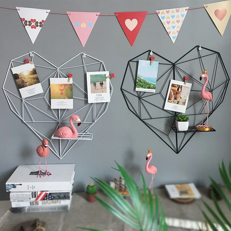 

Creative Iron Ins Heart-shaped Girl Grid Photo Wall Dormitory Living Room Bedroom Wall Atmosphere Layout Wall Decoration