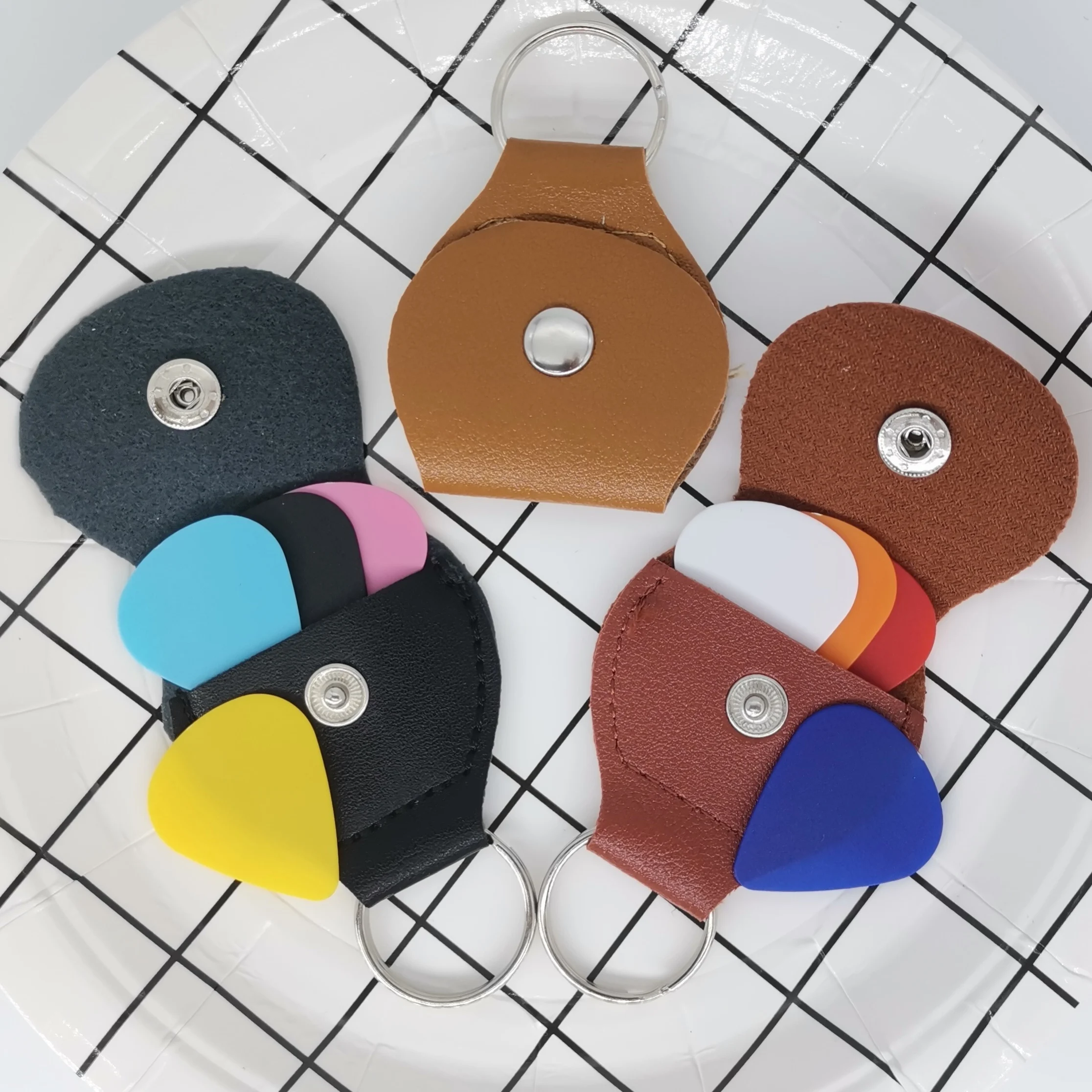 Держатель для медиаторов и медиатор 9 шт. сделаны из искусственной кожи матовых |