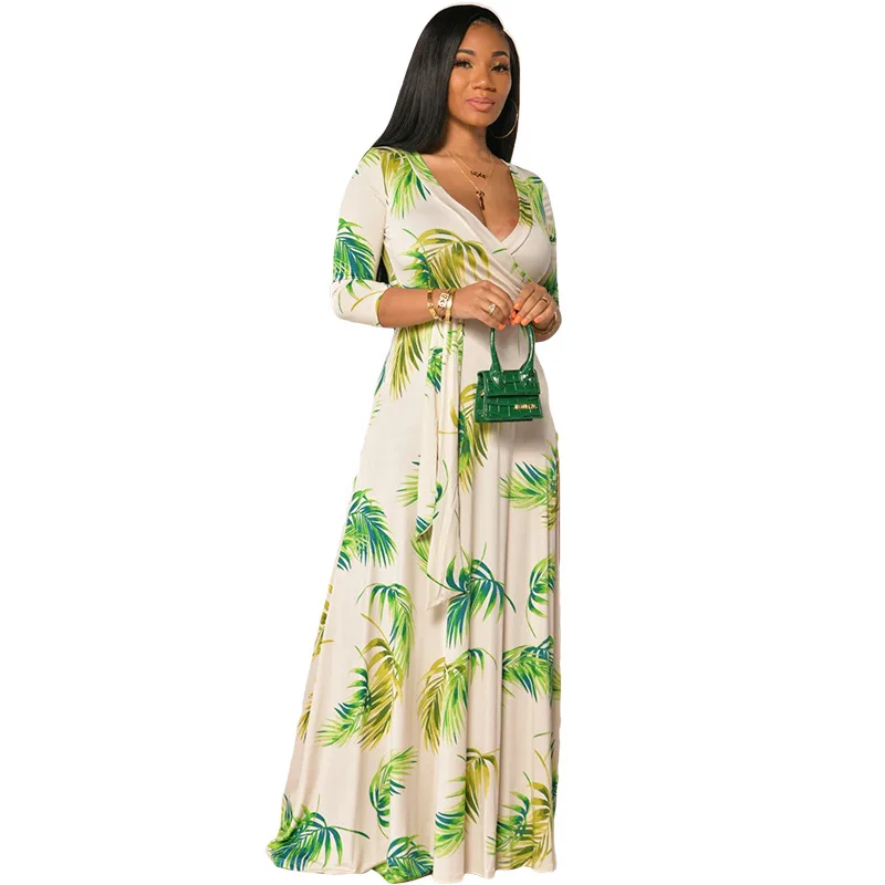 

Платье-макси с v-образным вырезом, цветочным принтом и высокой талией