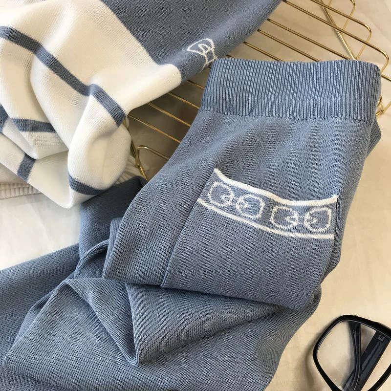 Комплект женский трикотажный из 2 предметов кофта с коротким рукавом и штаны