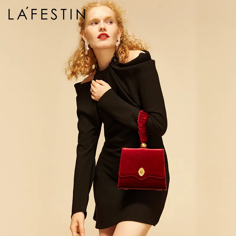 Модная маленькая квадратная дамская сумочка на одно плечо сумка мессенджер