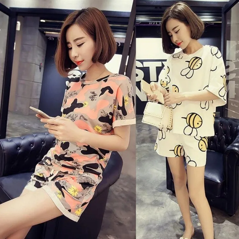 

Women Summer Cute Stripes Cartoon Short-Sleeved Comfortable Round Neck Loose Home Pajamas Set