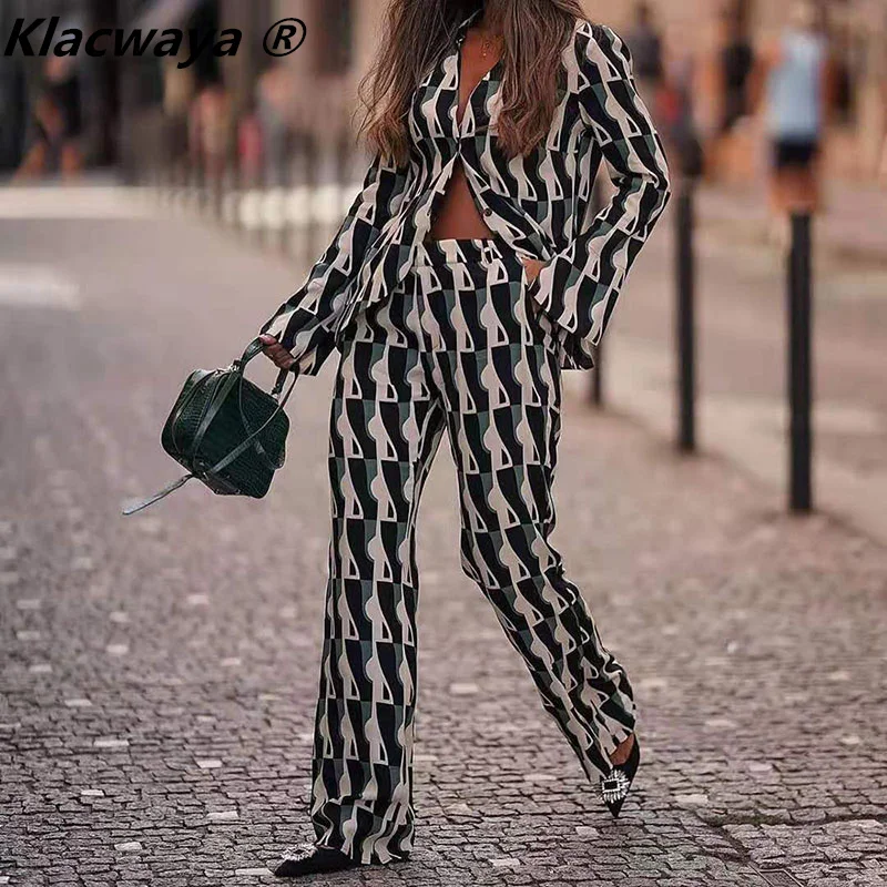 

Klacwaya Women Fashion Printing 2-Piece Set Vintage Button-up Asymmetric Blouses Female High Elastic Waist Flared Pants Suit