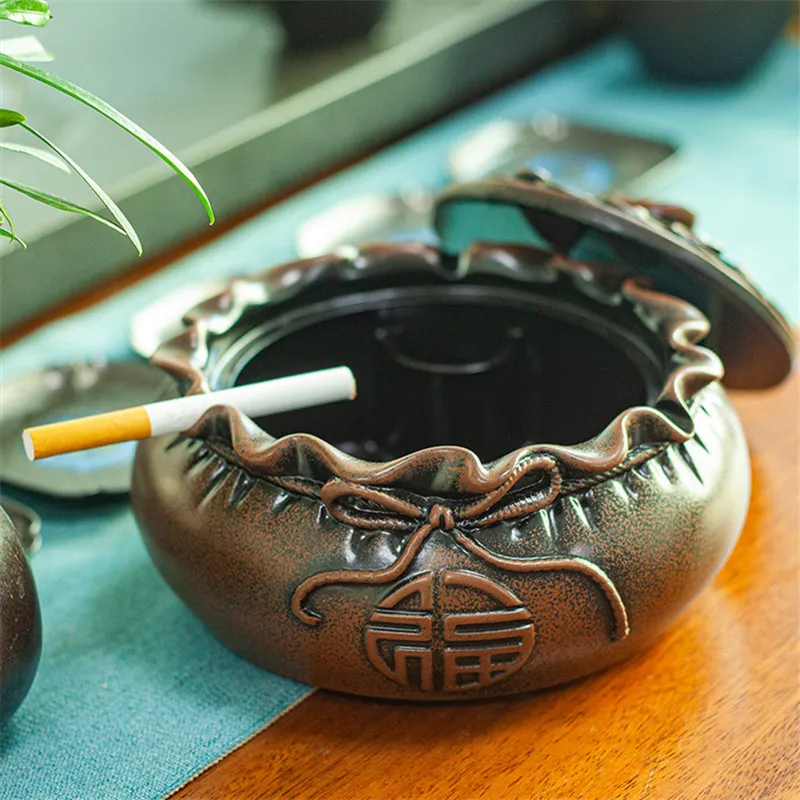 

Bao Guang Ta Creative Ashtray Personality Home Decor Living Room Office Anti-flying Dust And Windproof High-end Ashtray A2639