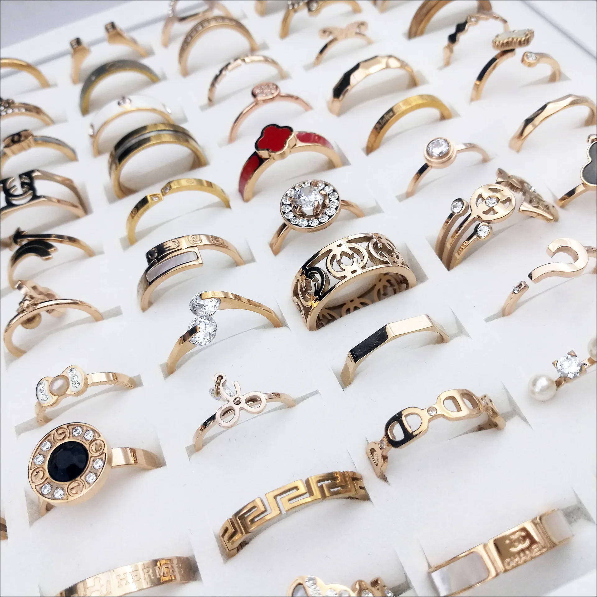 

20 Pcs/Lot Boutique Rose Gold Zircon Ring Fashion Jewelry Hot Sale High-End Ladies Titanium Steel Ring New Wholesale Accessories