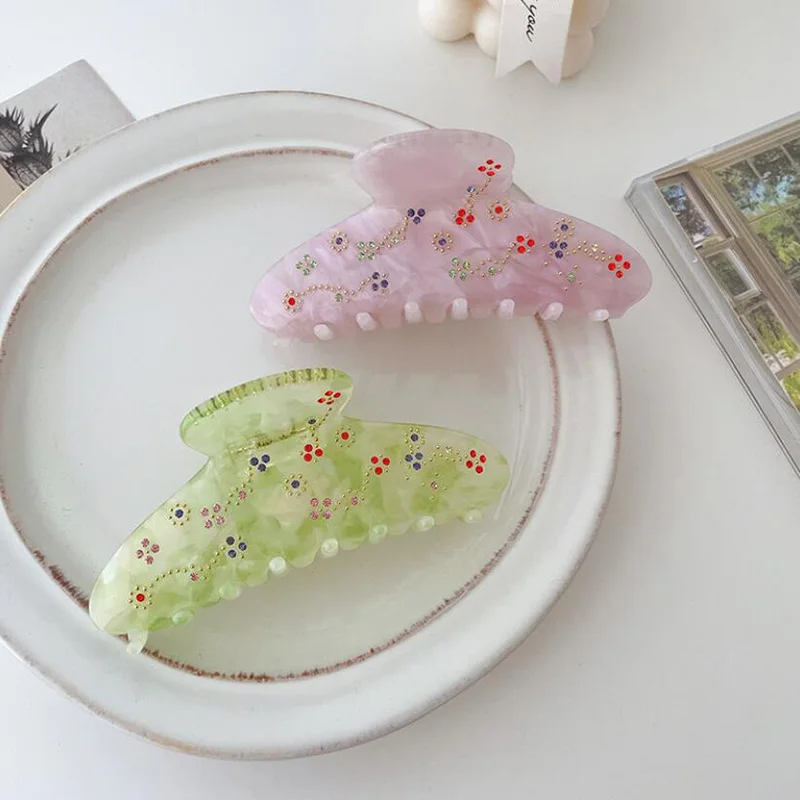 

2021 Vintage Romantic Rhinestone Flower Acrylic Hair Clip Claws Hairpin Headwear for Women Makeup Bath Hair Accessories Gifts