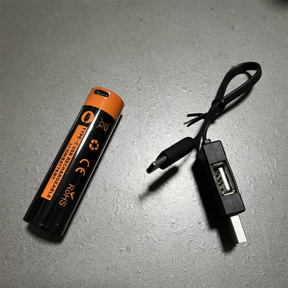 Светодиодный фонарик Manker MC12 длиной 600 м с зарядкой от USB Type-C и аккумулятором 18650 |