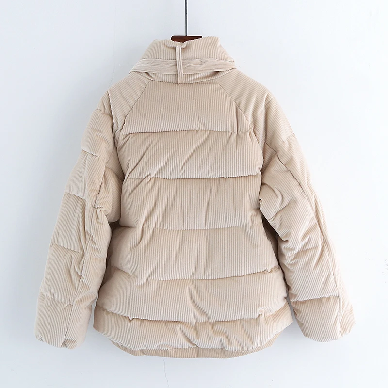 Вельветовая стеганая хлопковая куртка женская зимняя модная утепленная с