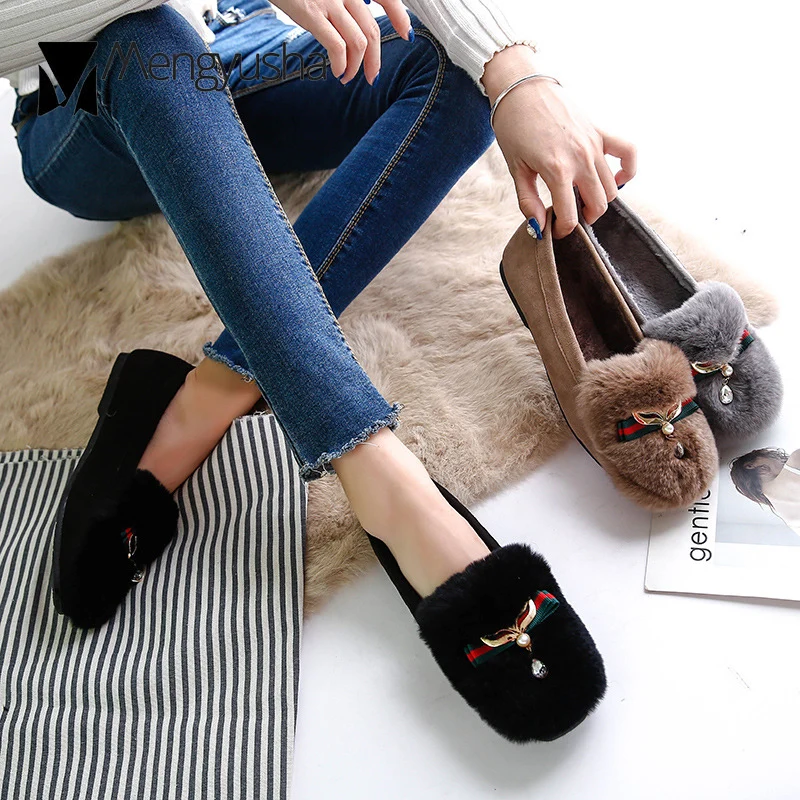 С металлическим украшением лисьей глаз свадебные туфли с отделкой жемчугом и