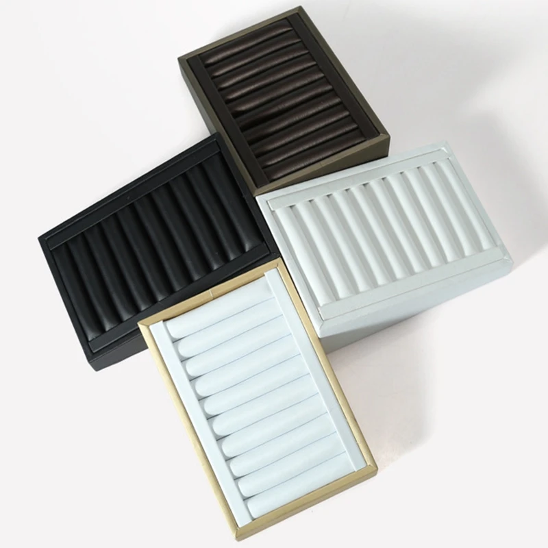 

Эластичный лоток для браслетов и колец из искусственной кожи, лоток для демонстрации ювелирных изделий, подставка для демонстрации ювелирн...