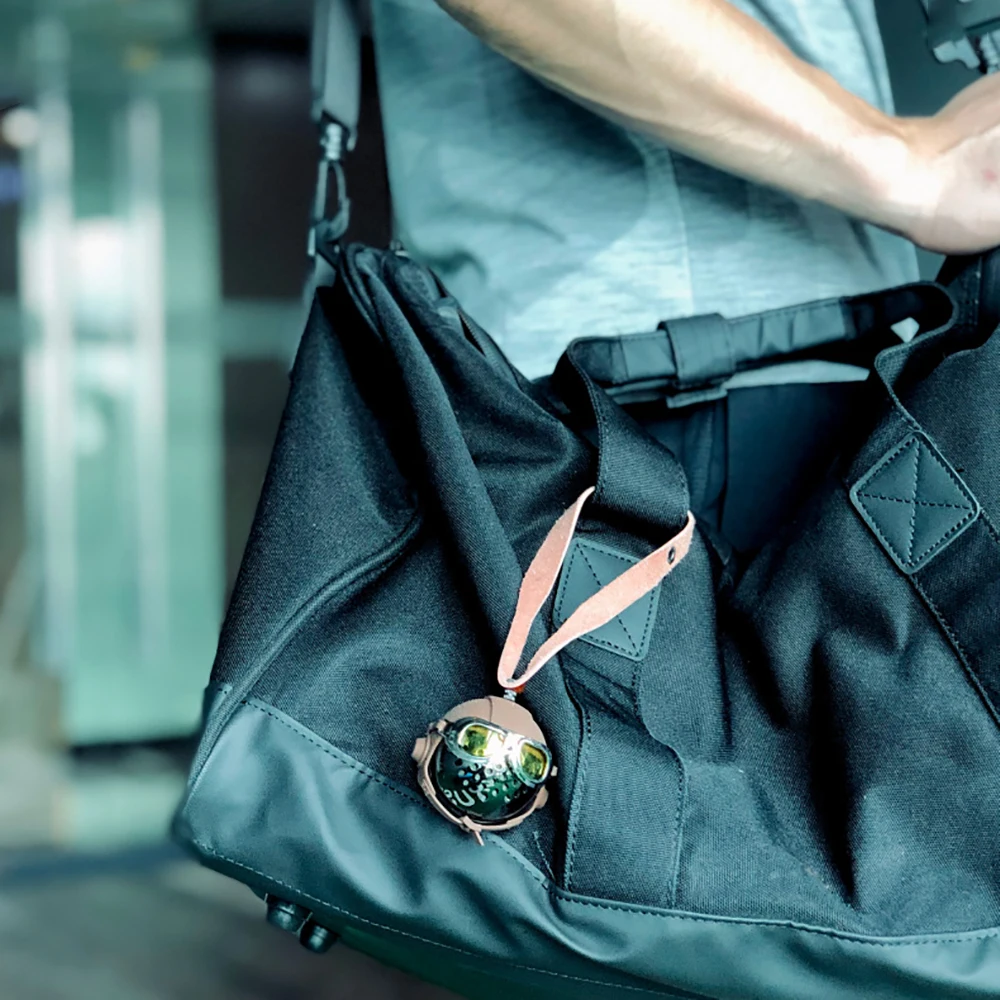 Подвесной автомобильный ароматизатор LEEPEE из нержавеющей стали и кожи с зажимом