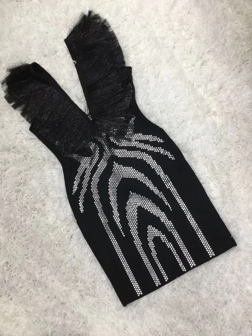 

New Fashion Sexy V Neck Sequins Sparkly Women Summer Dress 2020 Designer Elegant Evening Club Party Dress Vestido