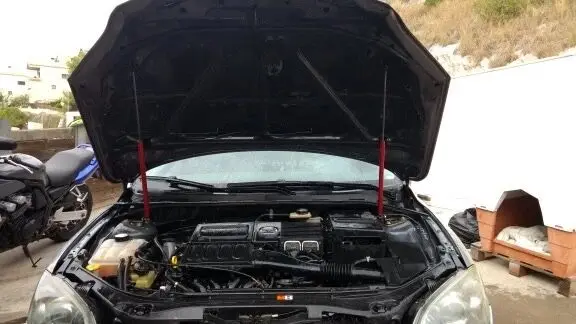 Амортизаторы капота для Mazda3 BK Mazda Axela 2003-2009 годов передний капот модифицированные
