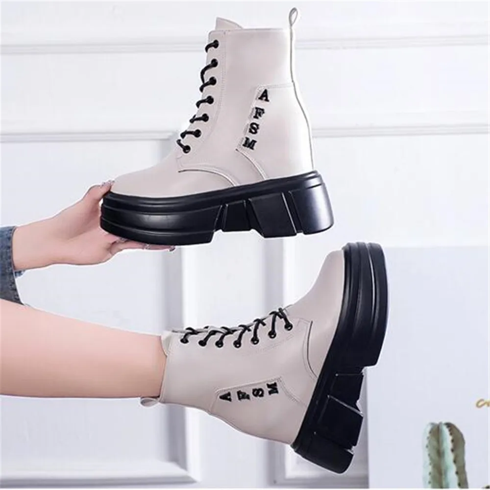 

Women's Platform Knight Booties 2022 Autumn Leather Ladies Punk Hidden Heel Ankle Boots For Female Square Heel Shoes Beige Green