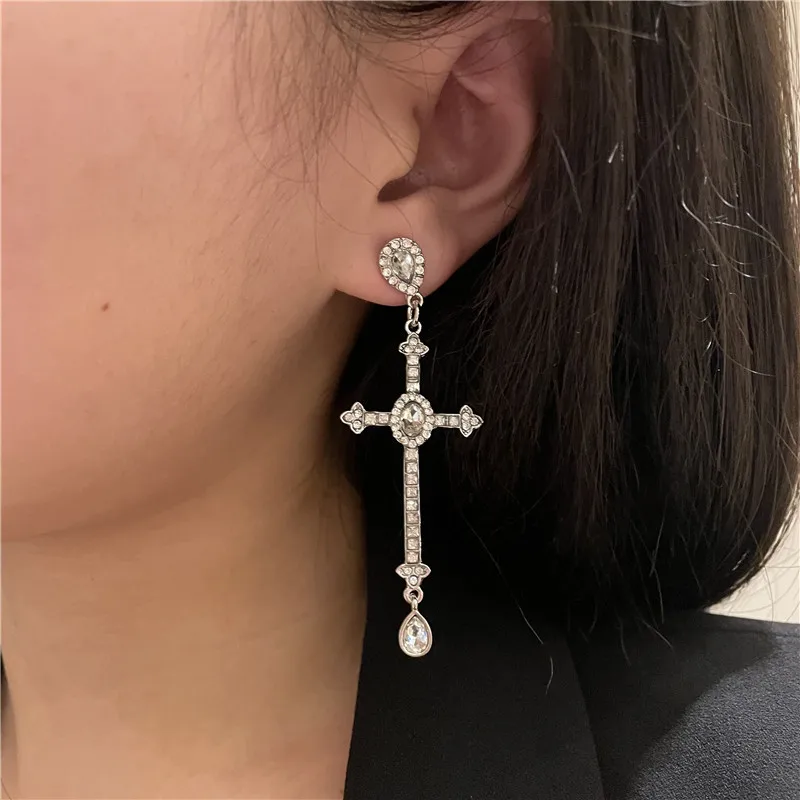 

Fashion Women Rhinestone Cross Pendant Dangle Earrings Punk Jewelry Tassel Long Earrings Wedding Crystal Drop Earing